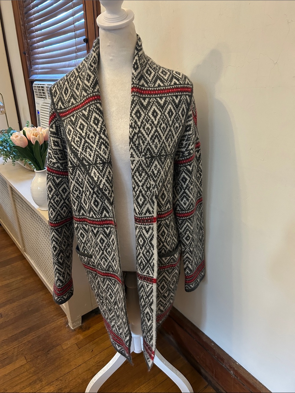 Aspen Womens Gray & Red Patterned Open Cardigan Sweater Size M EUC